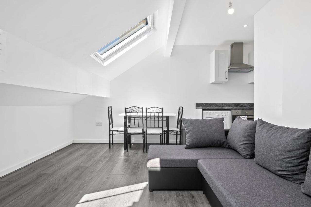 Amhc City Apartments Bradford City Centre One & Two Bedroom Apartments, 24 Hours Express Self Check In, Long Stay Contractors Welcome, Paid Parking Available Nearby Ruang foto
