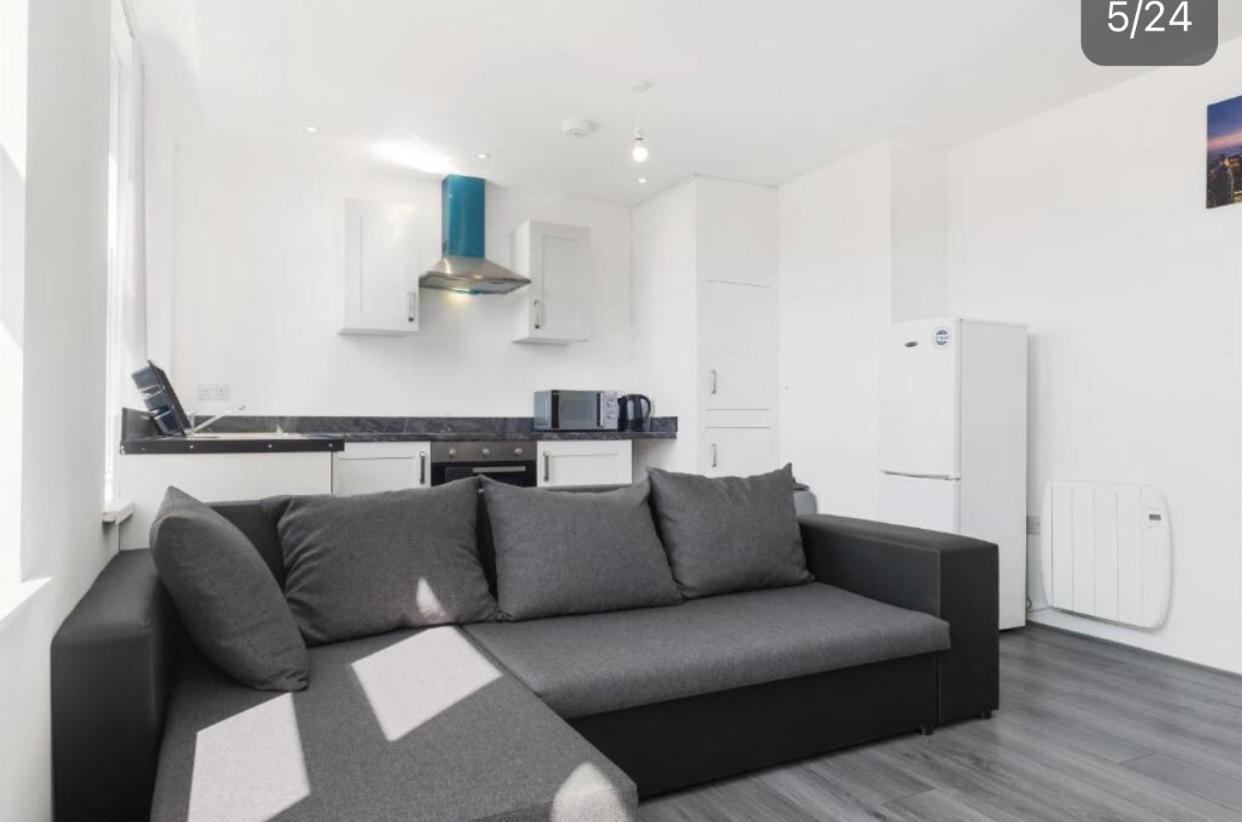 Amhc City Apartments Bradford City Centre One & Two Bedroom Apartments, 24 Hours Express Self Check In, Long Stay Contractors Welcome, Paid Parking Available Nearby Bagian luar foto